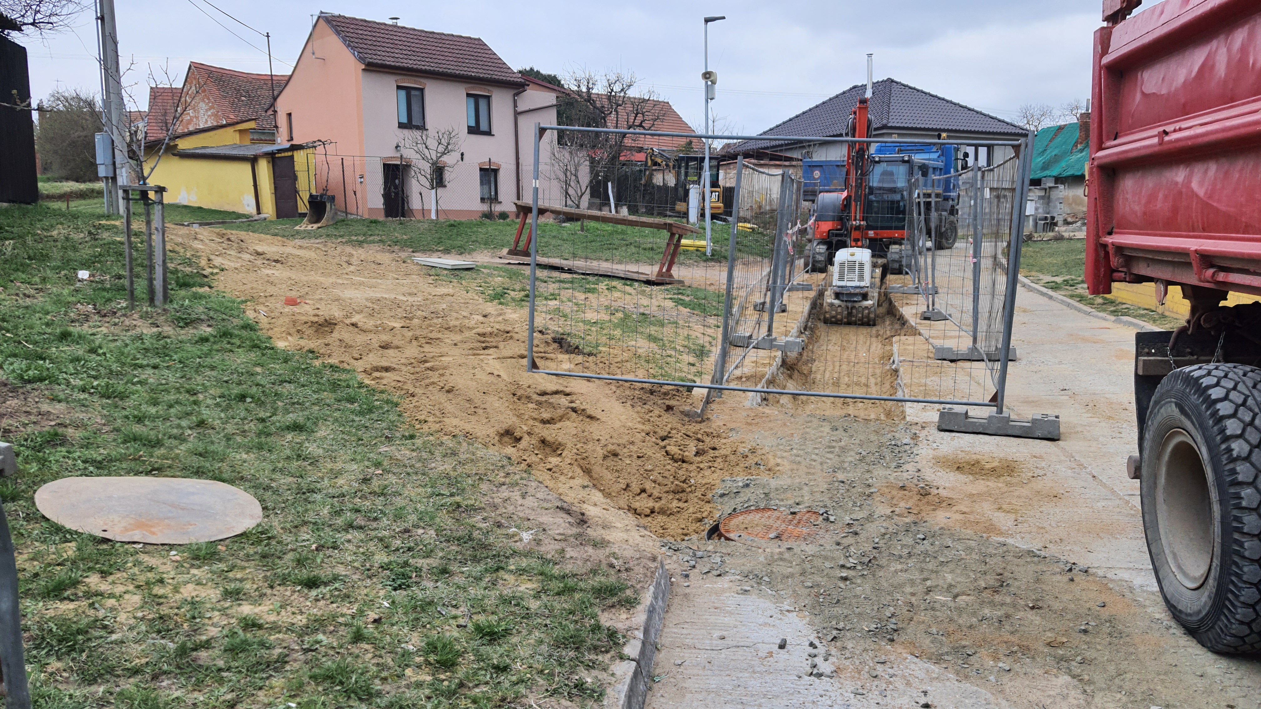 Připojení nové kanalizační stoky z ulice Úzké na stávající kanalizaci v ulici U Penzionu