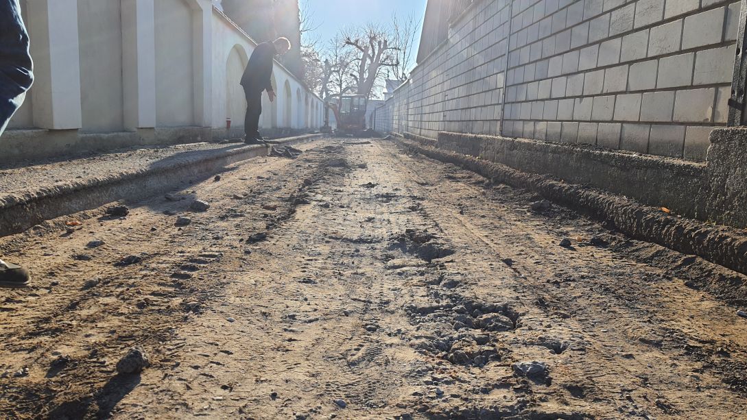 Frézování asfaltového krytu