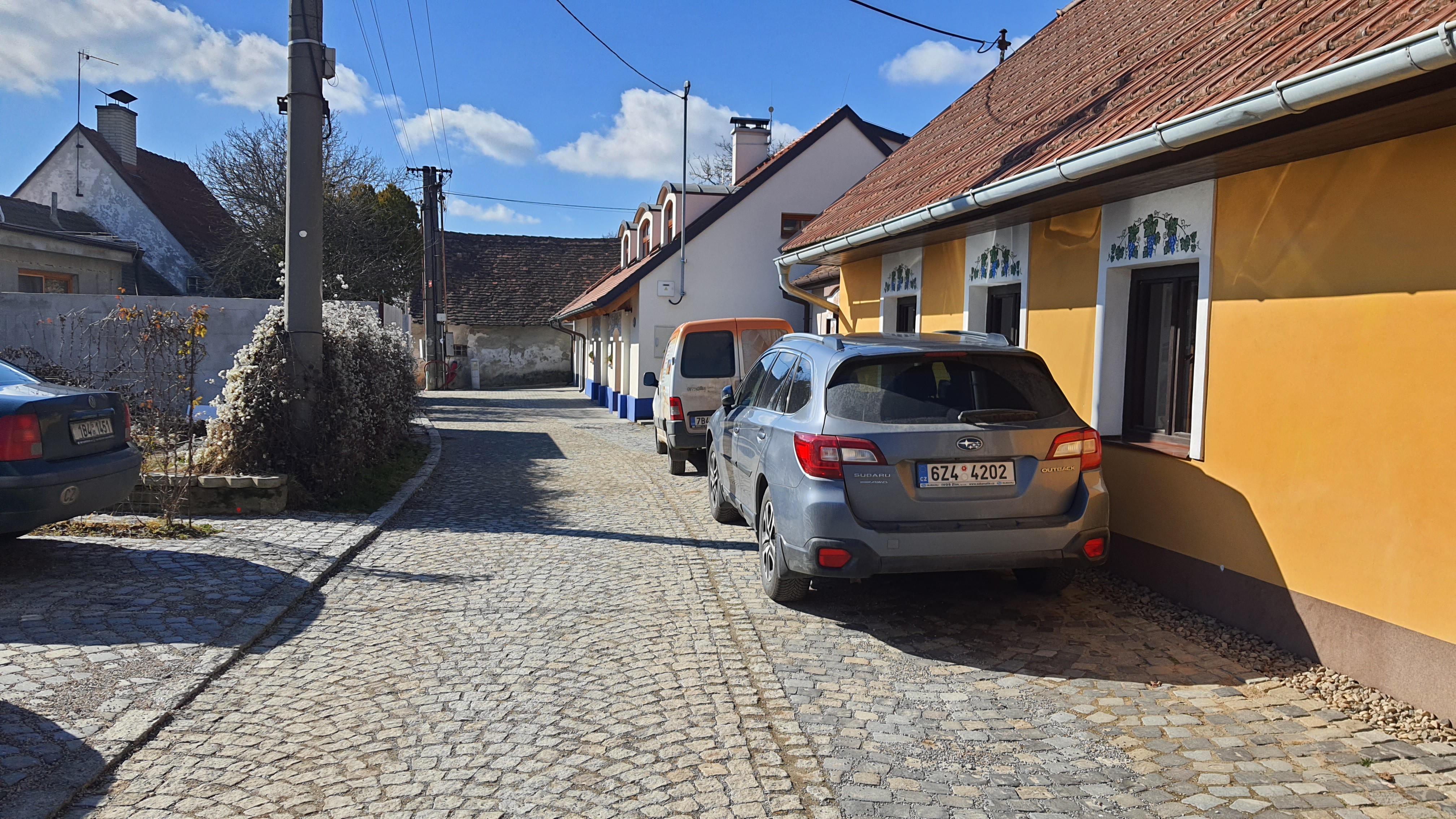 Dokončená rekonstrukce komunikace v ulici Vinařské