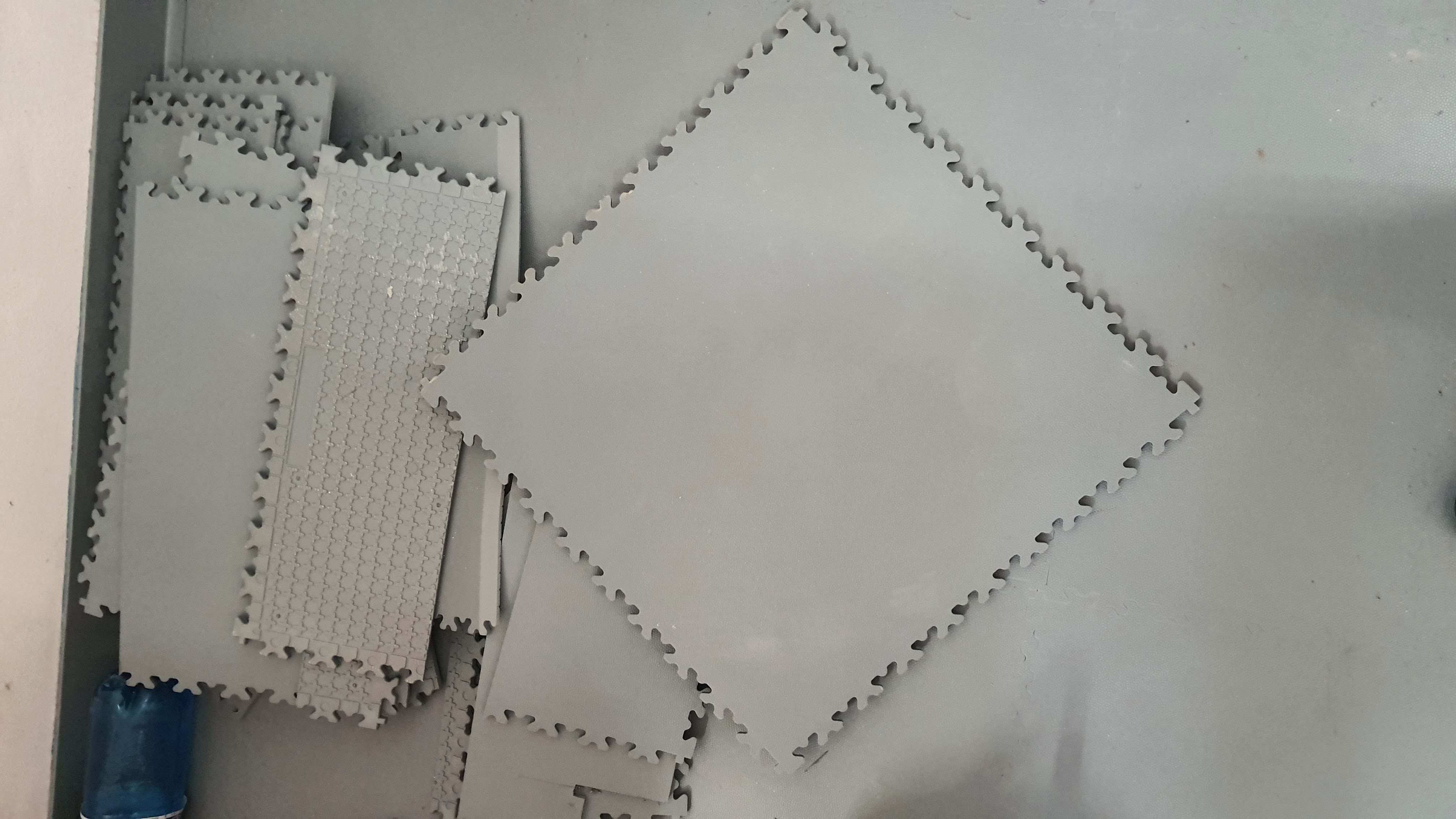 Použitá vinylová zátěžová dlažba